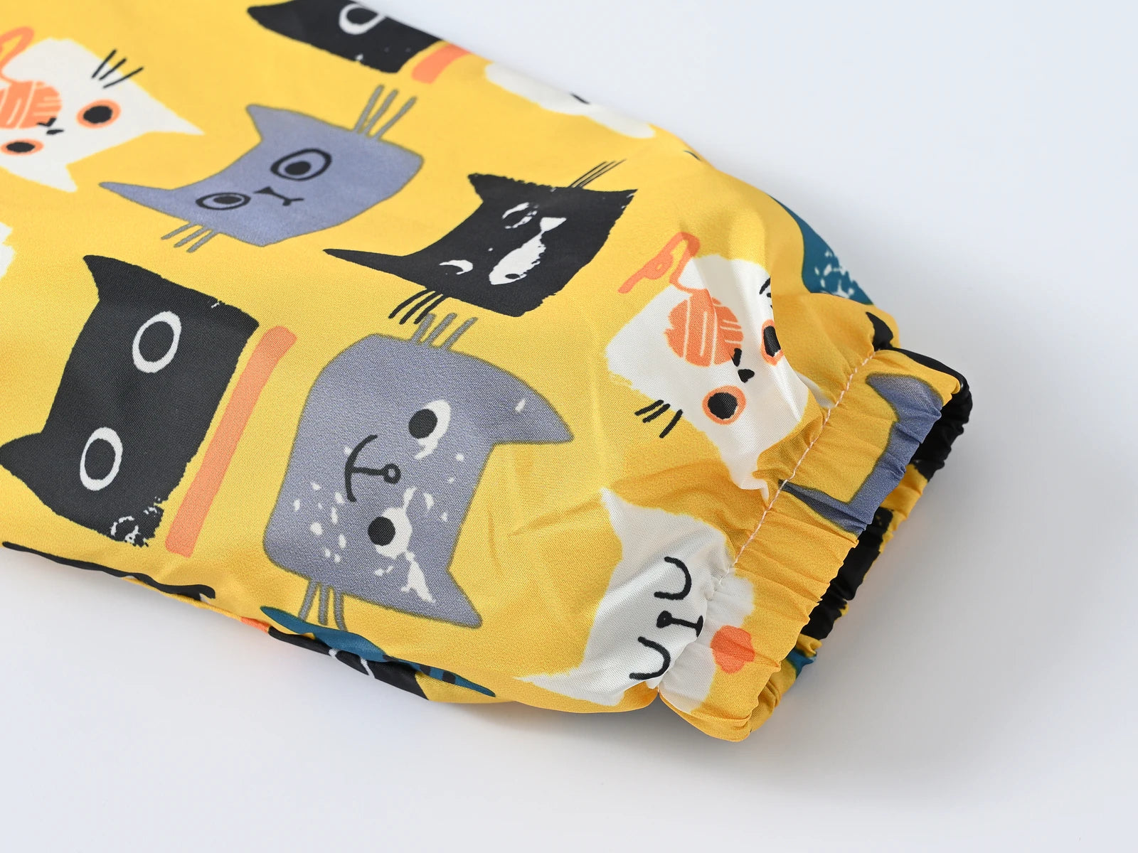 Boys' and girls' jackets are fashionable and comfortable, suitable for children aged 1-7T. Children's jackets