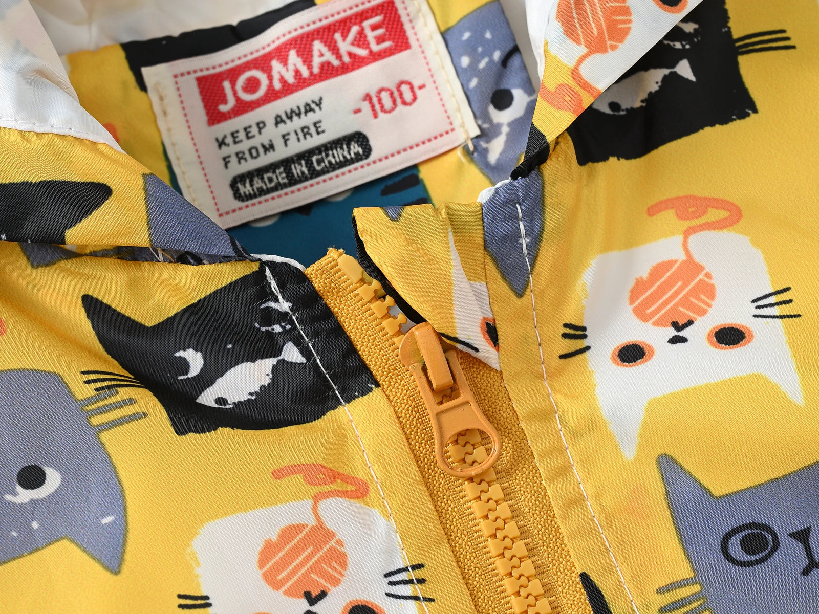 Boys' and girls' jackets are fashionable and comfortable, suitable for children aged 1-7T. Children's jackets