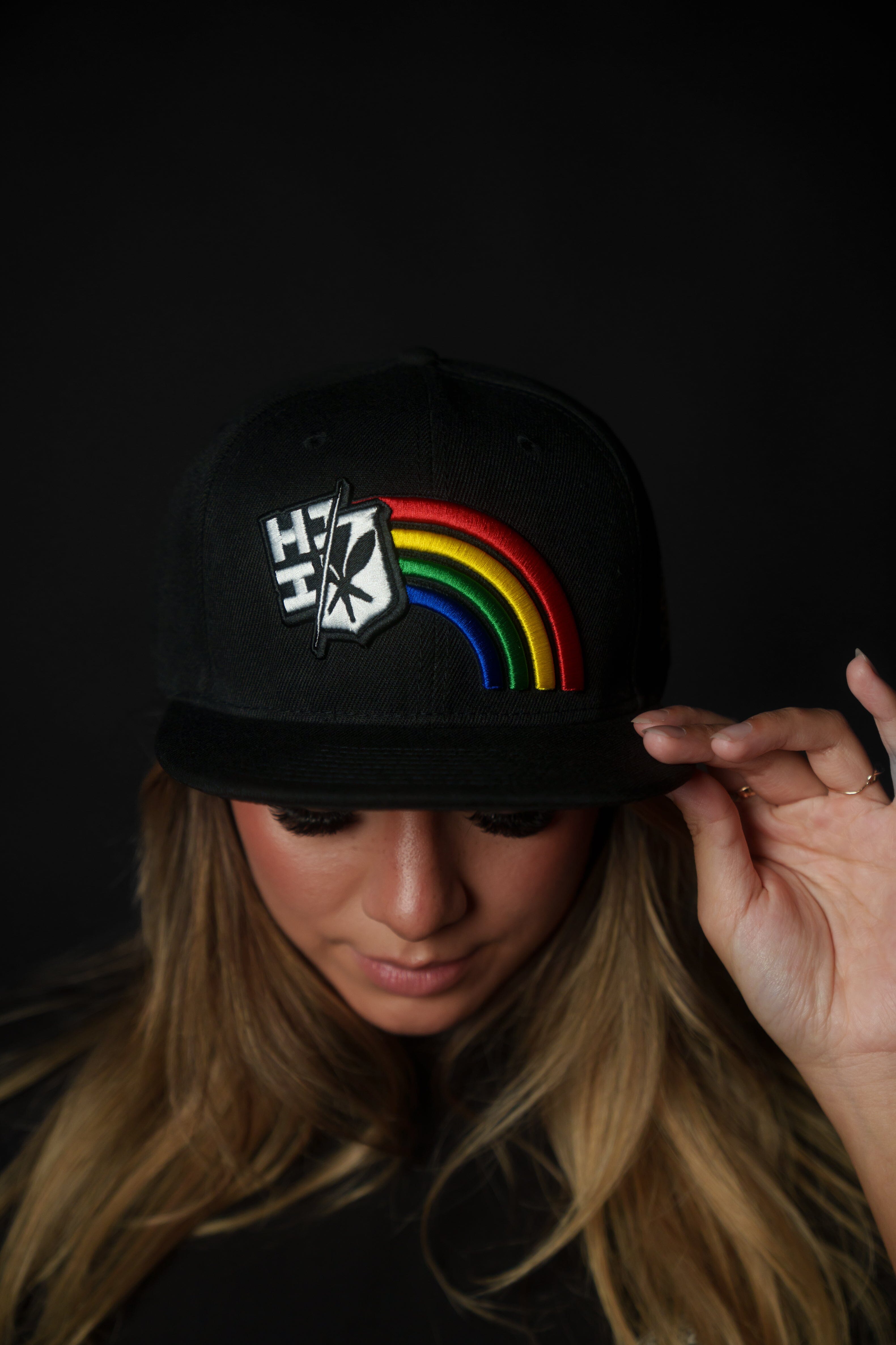 BLACK RAINBOW HAT