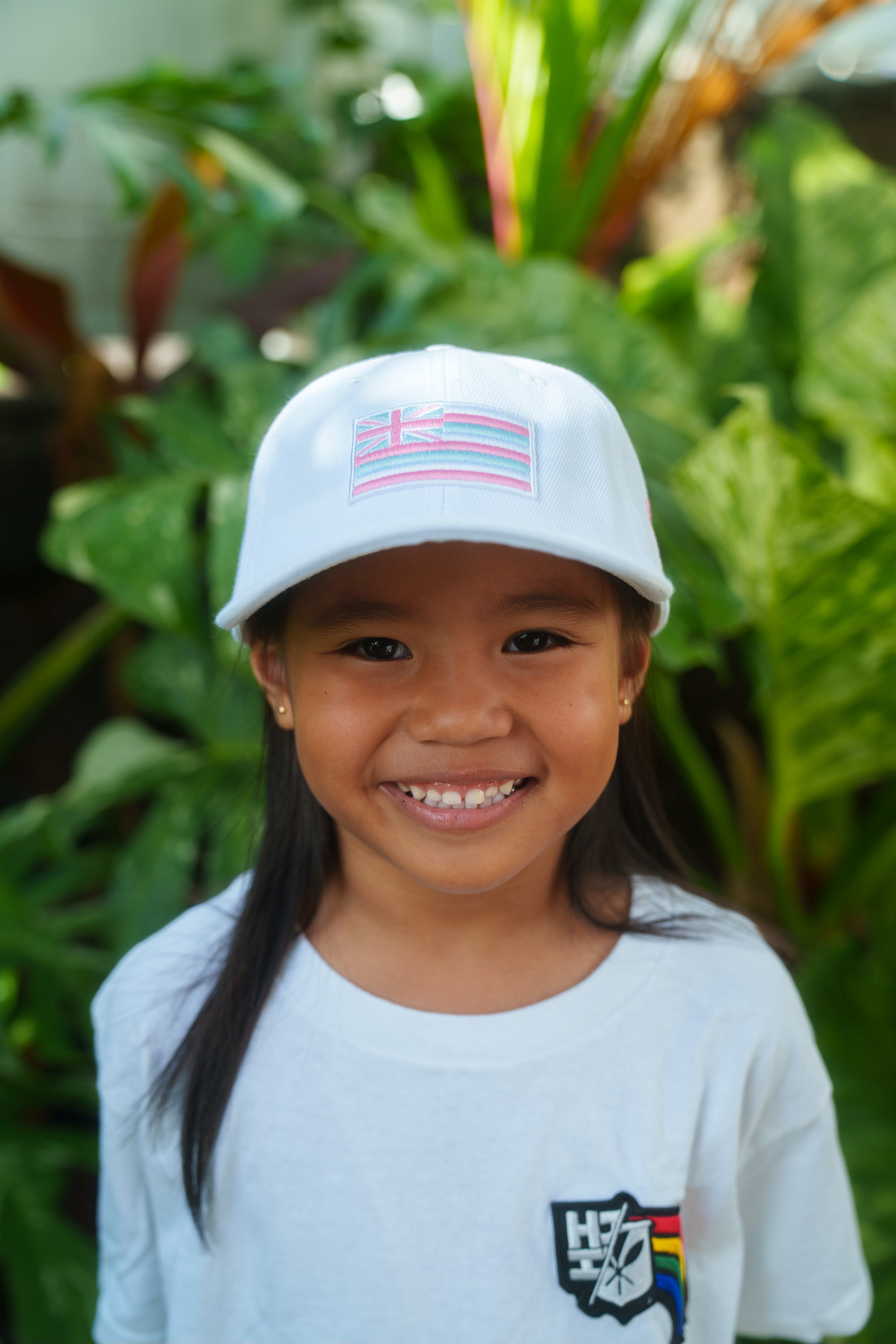 KEIKI WHITE, PINK, & BLUE FLAG CAP
