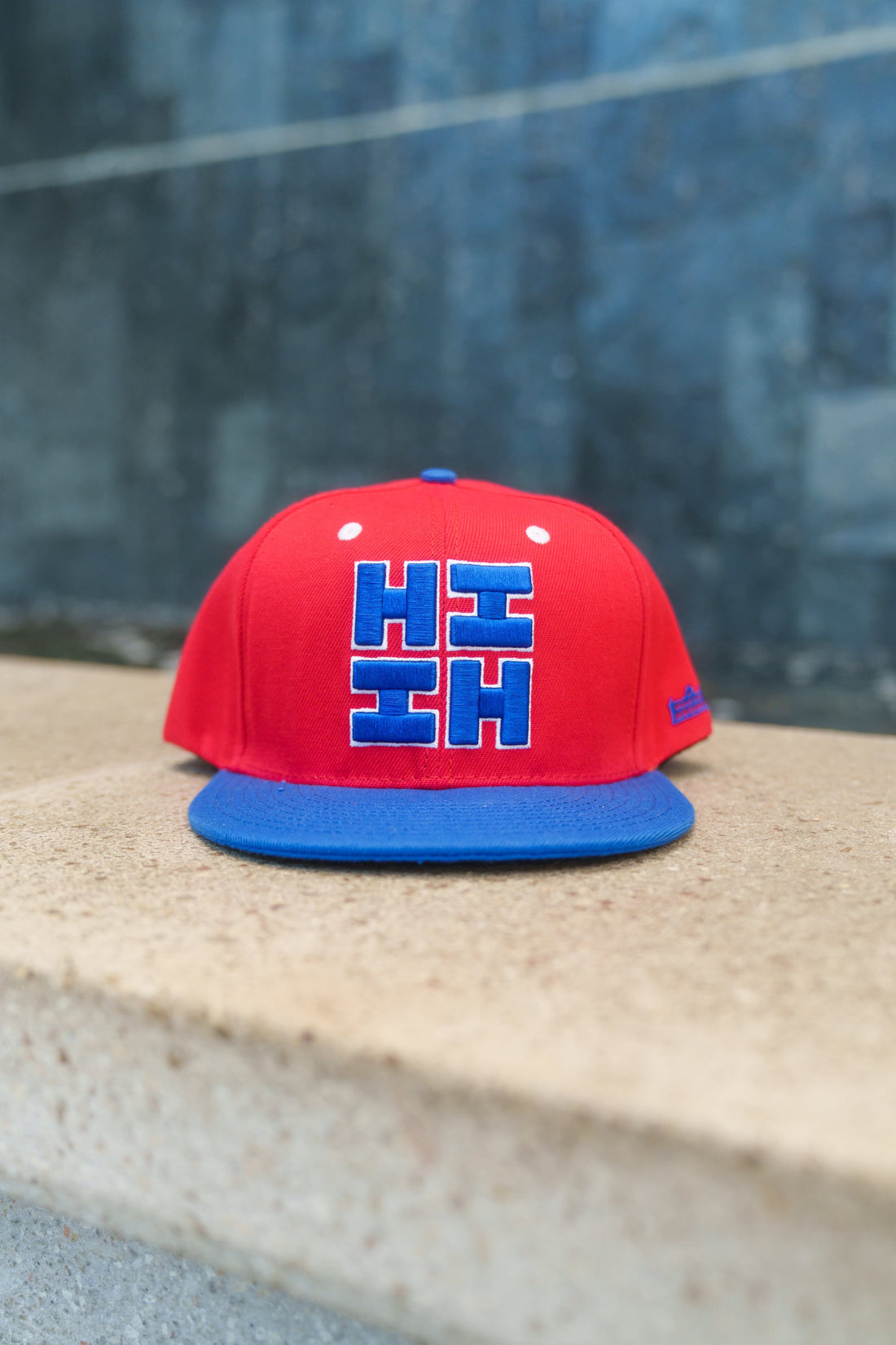 RED & BLUE HIFI LOGO HAT