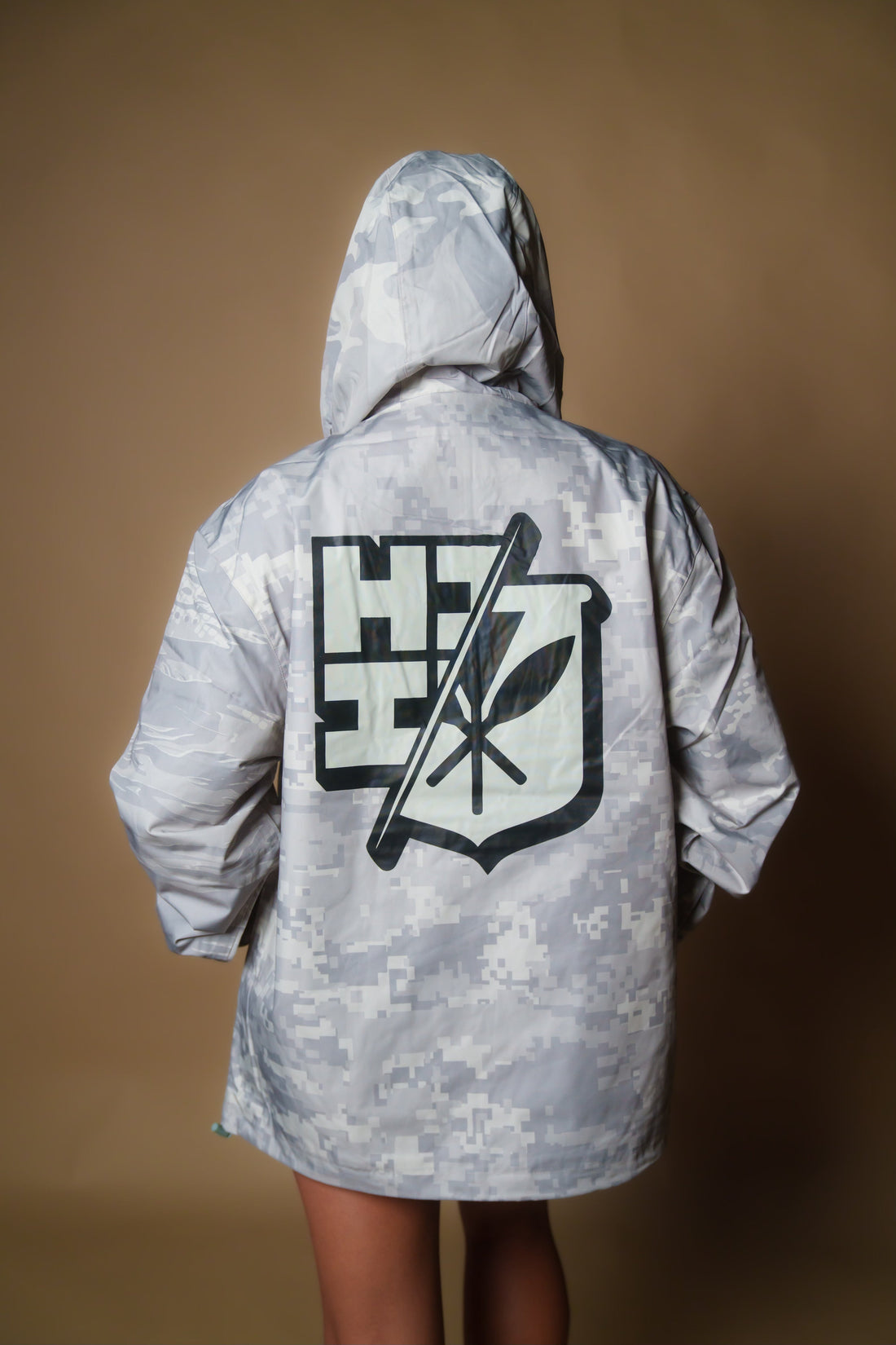 WHITE CAMO COLLAGE RAIN JACKET