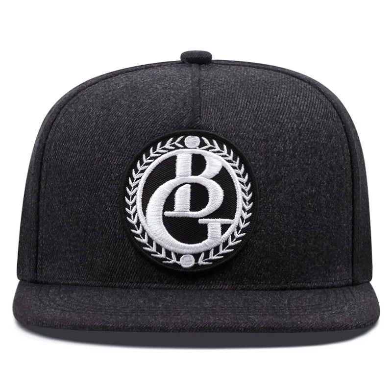 Fashionable men's and women's flat brimmed hats, casual, street style, round logo BG embroidered hip-hop hats, baseball caps