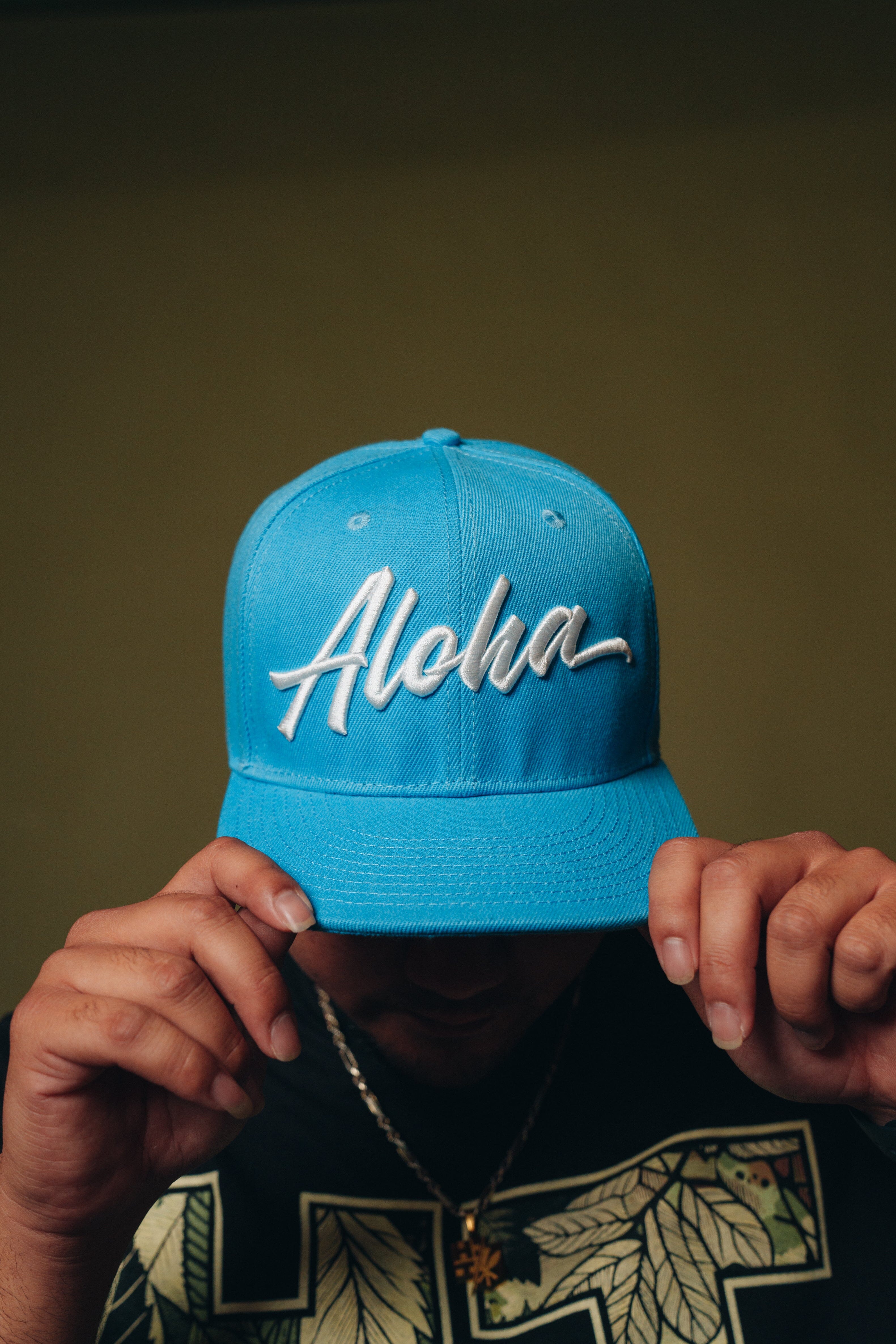 BABY BLUE & WHITE ALOHA SCRIPT