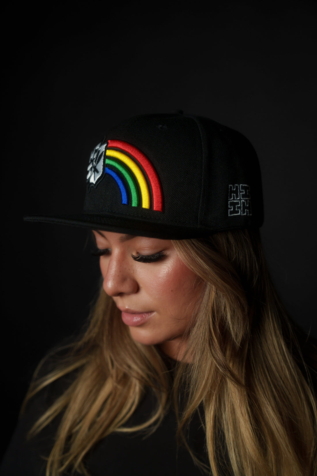 BLACK RAINBOW HAT