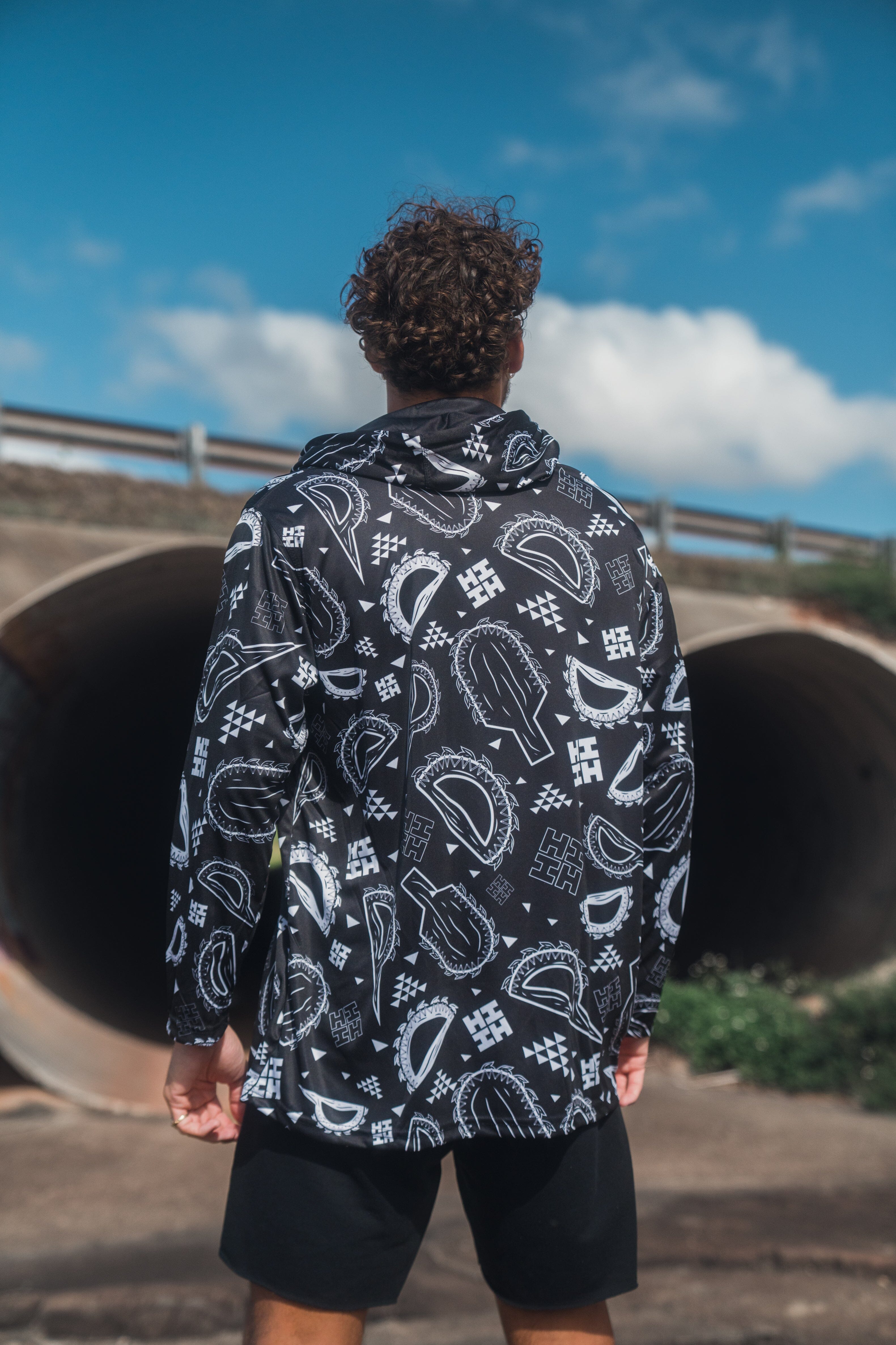 BLACK & WHITE WEAPONS DRI-FIT LONGSLEEVE W/HOOD