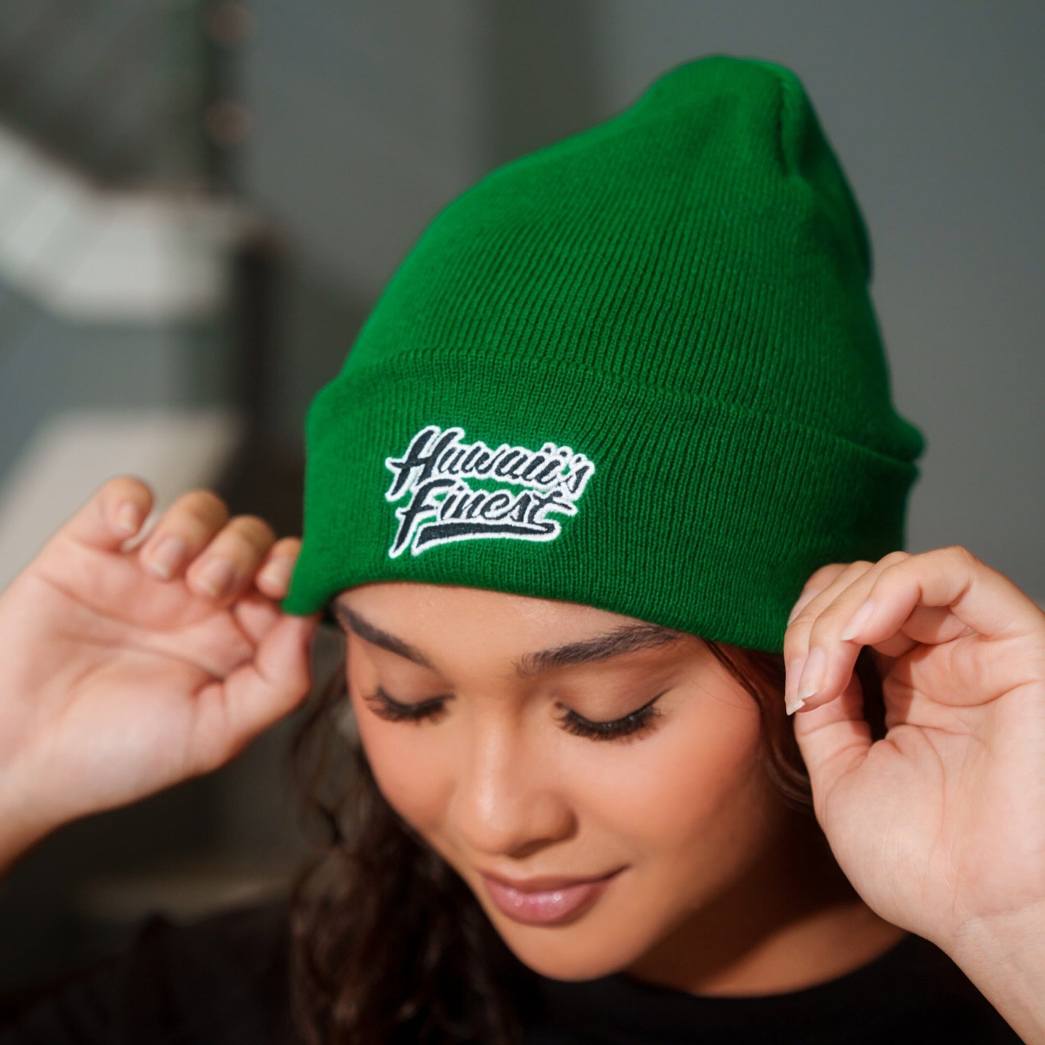 GREEN SCRIPT BEANIE