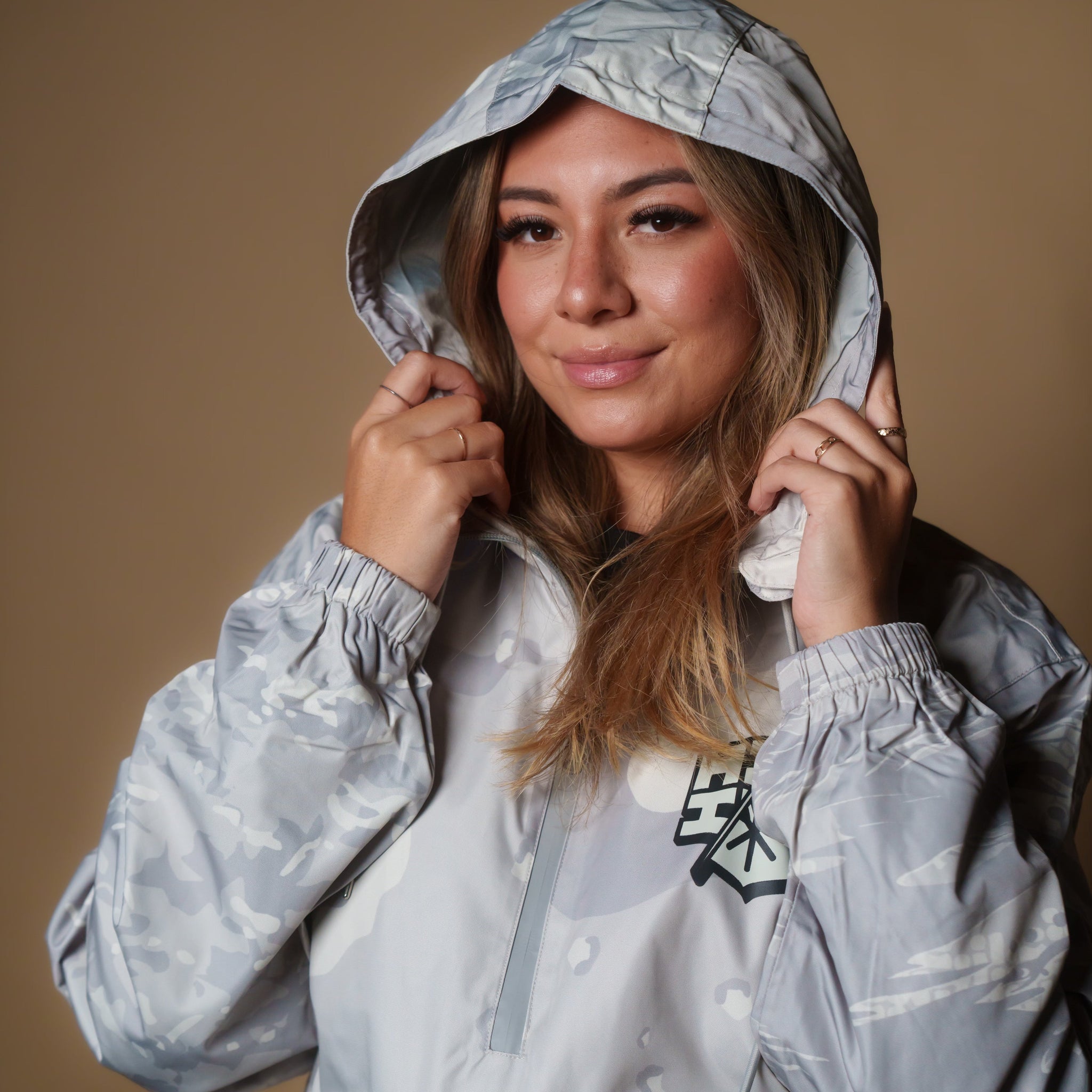 WHITE CAMO COLLAGE RAIN JACKET