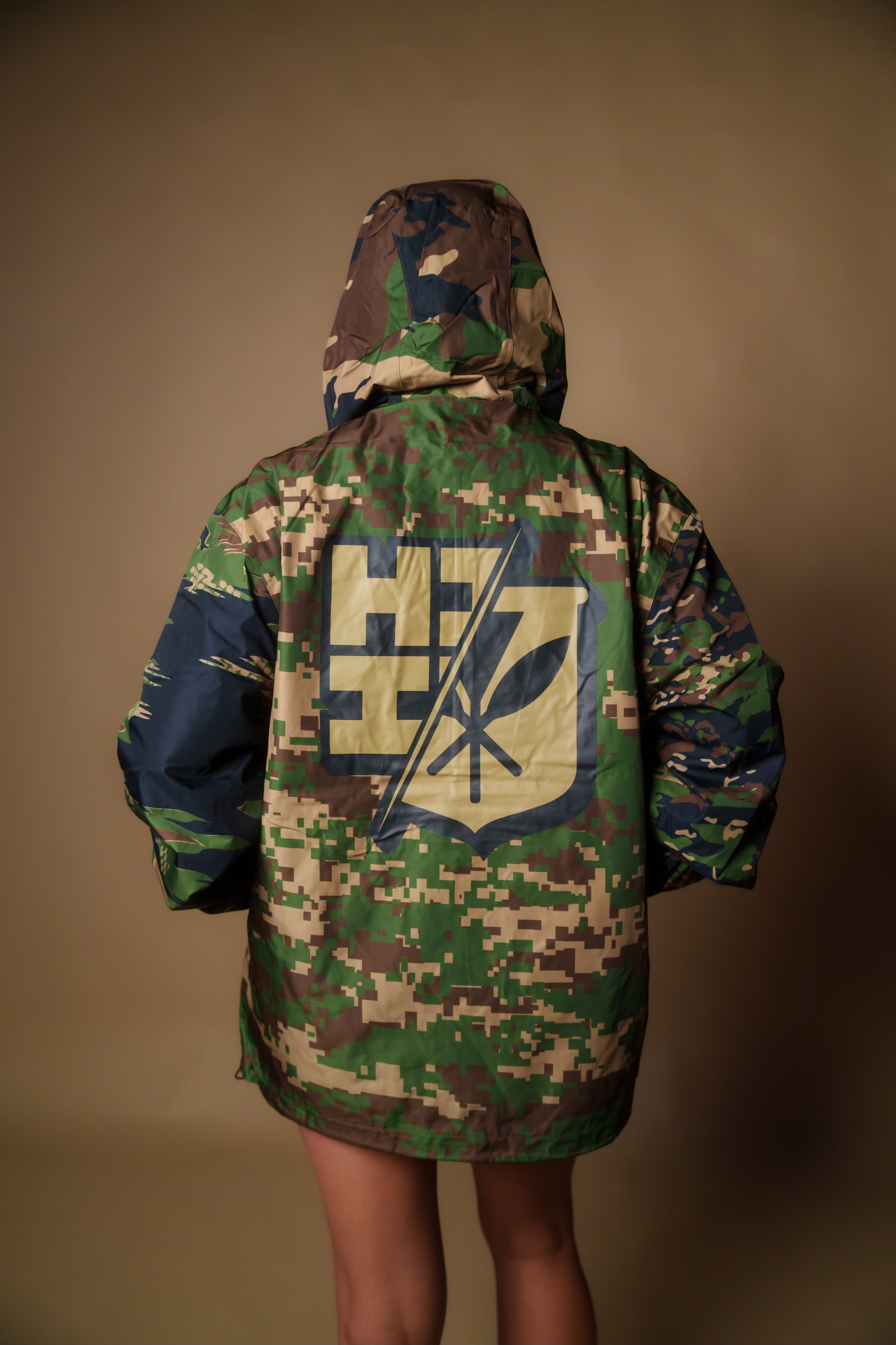 WOODLAND CAMO COLLAGE RAIN JACKET